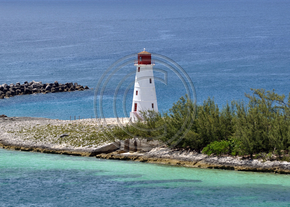 Nassau Harbour Lighthouse